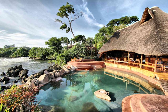 Wildwater Lodge, uno de los hoteles más lujosos de Uganda, situado en las Fuentes del Nilo. 