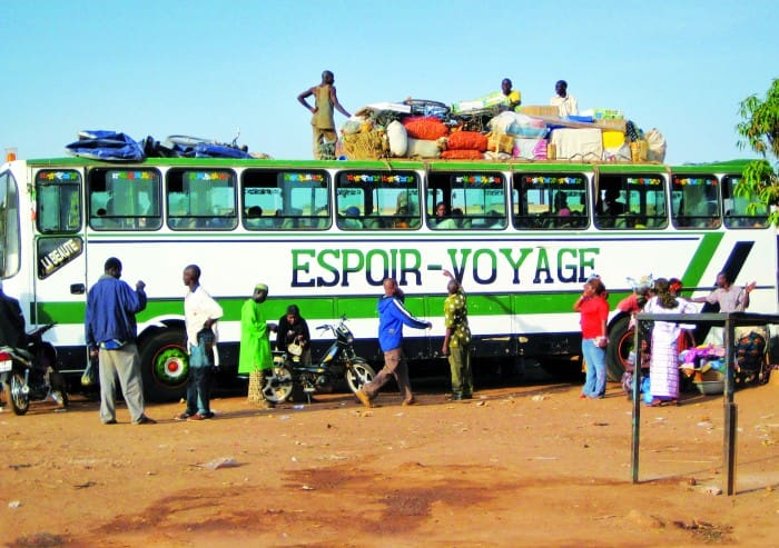 'Viaje de la esperanza', documental seleccionado en la pasada Berlinale, del burkinabés Michel Zongo y que compite en FESPACO.