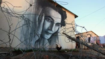 Ruth First por Ben Slow en Soweto