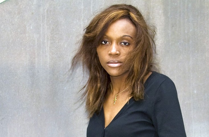 Osvalde Lewat-Hallade (Camerún, 1976), es reconocida como una de las directoras de documental más rupturistas de los últimos años.