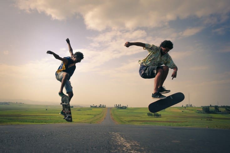 Patinadores en Adis Abeba. Foto: Sean Stromsoe