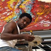 Afran trabajando en Bata.  Giovanna Macri