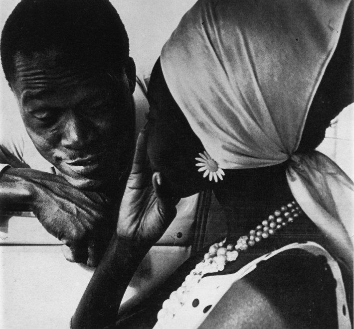 La Noire de… (1966), dirigida por Ousmane Sembène