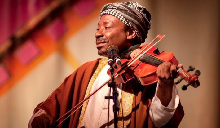 Mohammed Issa Matona, leyenda de la música taarab.