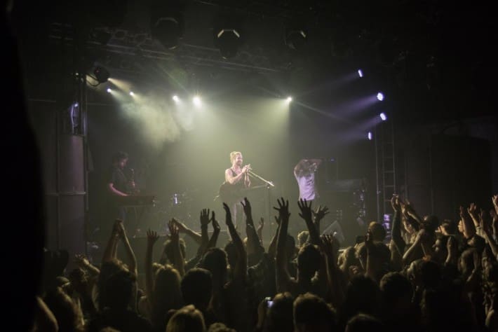 Jeremy Loops llenó The Electric Ballroom en su paso por Londres/ Foto: Dan Carter