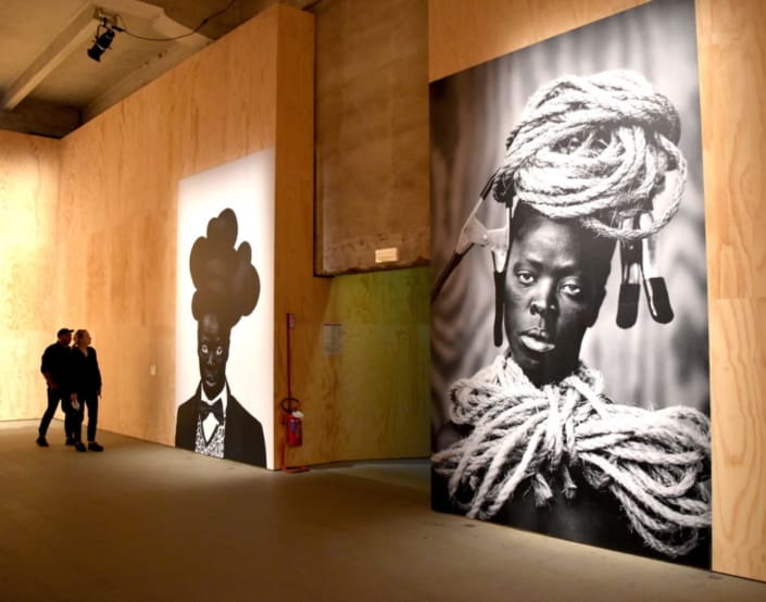 Obra de Neville Starling en la Bienal de Venecia 2019. Fuente: Anthea Missy.