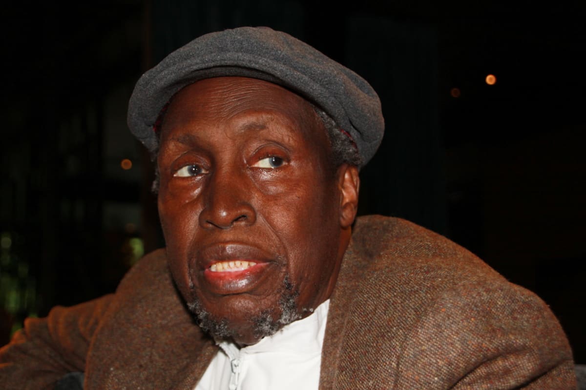 Ngũgĩ wa Thiong’o, escritor e intelectual keniano propone soñar una sociedad más justa. Foto: Carlos Bajo