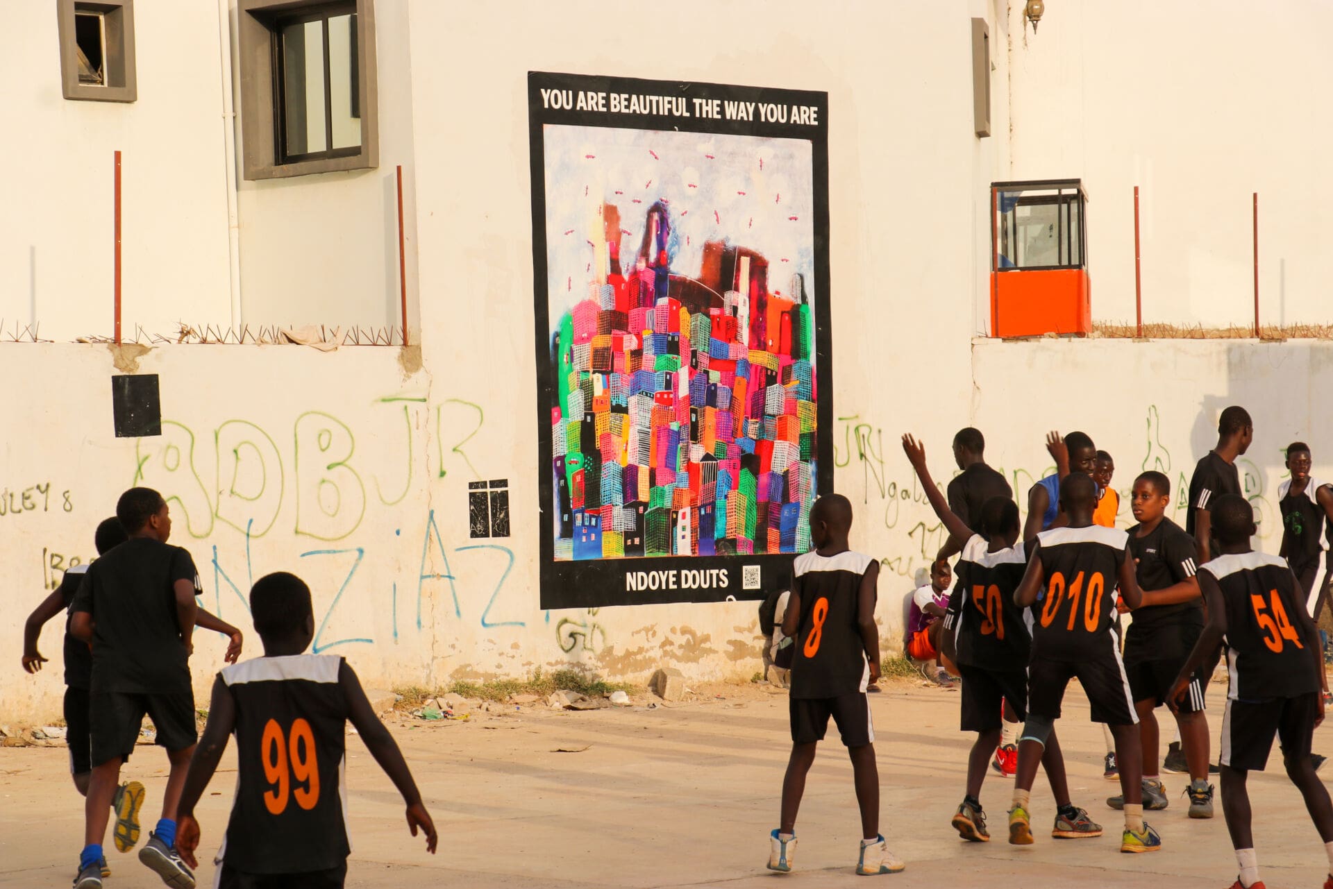 Obra impresa de la exposición. Foto cedida por Djibril Drame. 