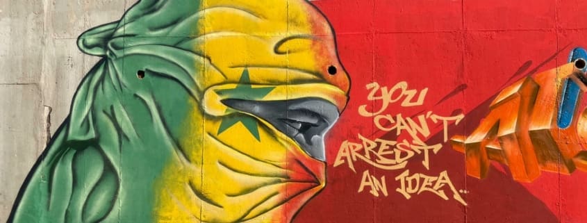 Mural en Dakar realizado por el colectivo RBS Crew./Foto: Facebook de Madzoo.