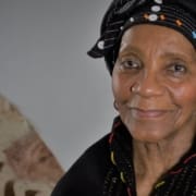 file-20210302-15-1sz3dd0 Sindiwe Magona en su casa