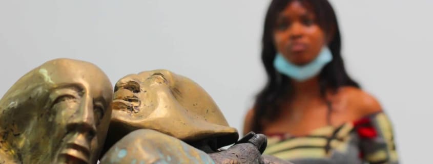 Têtes Precieuses del artista Siriki Ky. Foto: Facebook MuCAT.